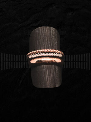 Sortija de Oro Rosa y Oro Blanco con Diamantes