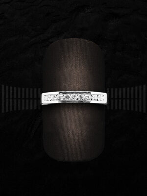 Sortija Quintillo de Oro Blanco con Diamantes - Pequeño