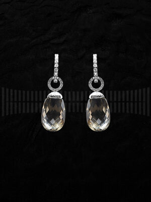 Pendientes de Oro Blanco con Diamantes y Tapacio