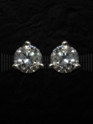 JAI E 4837BW001-CHATON ORO BLANCO BRILLANTE 3 GARRAS-detalle