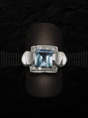 Sortija Oro Blanco Circonitas y Aguamarina