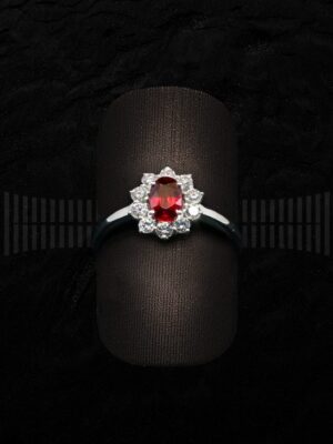 Sortija Roseta Rubí y Brillantes