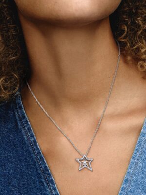 Collar Estrella Asimétrica en Pavé