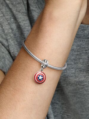 Charm Colgante Escudo Capitán América los Vengadores de Marvel