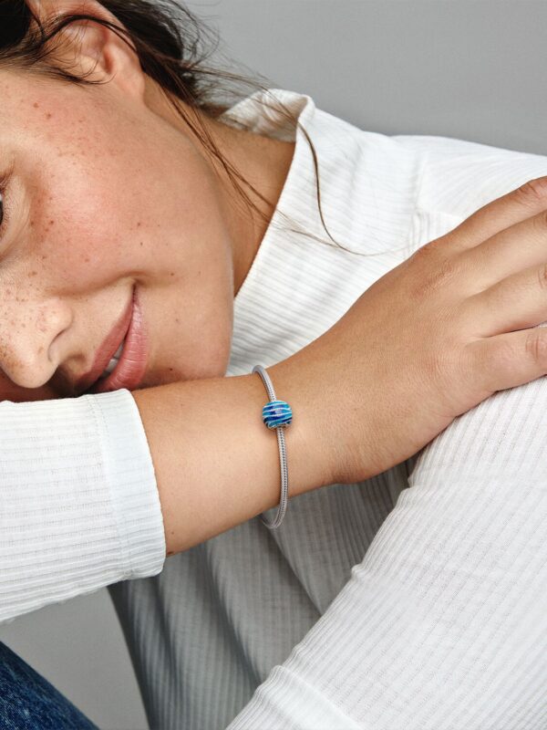 Charm en plata de ley Remolino Azul