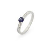 Colección Classic, Diamante 0.15 Ct, Zafiro, Solitario