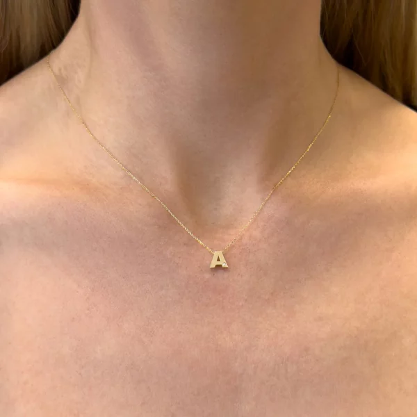 Colección Classics Letters, Diamante 0.01 ct, letras