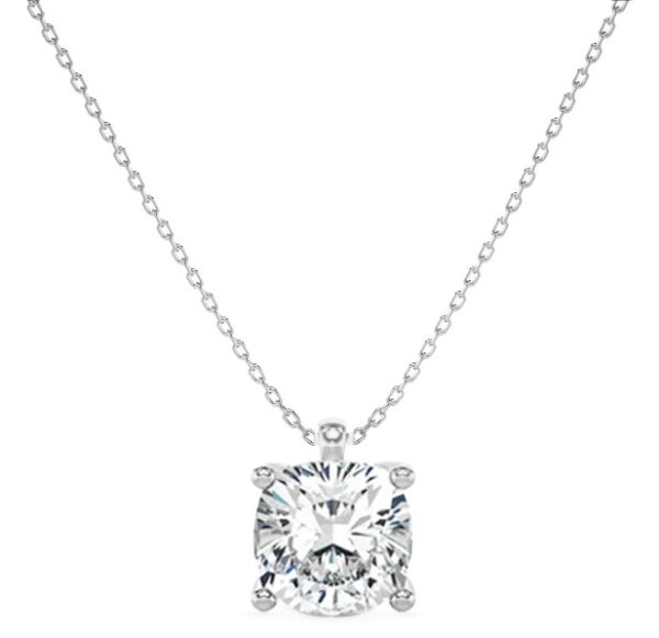 Colección Classic, Diamante 0.50 ct, aretes