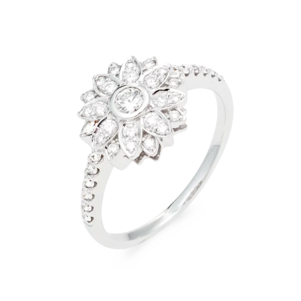 Colección Classic, Diamante 0.44 Ct, Roseton